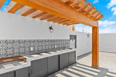 Una cocina o zona de cocina en Casa Barros Vacation Condos