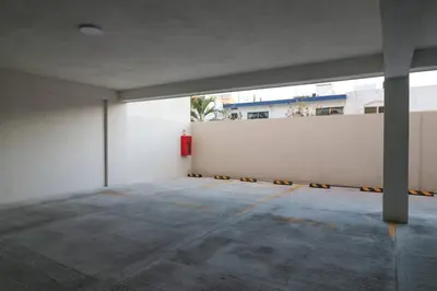 Plano de Brand new apt - pool in terrace - beach 1 minute!