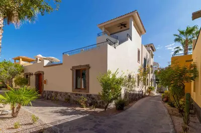 Edificio en el que se encuentra la casa o chalet