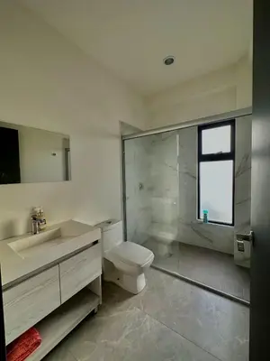 Un baño de Torre Q Mazatlán - Departamento cerca del malecón de Mazatlán
