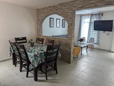 Una televisión o centro de entretenimiento en Barcena