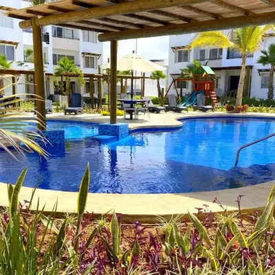 Nuevo y Muy Bonito Departamento Con Vista a la Alberca - Residencial Almarena I