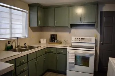 Una cocina o zona de cocina en Hermosa y cómoda casa