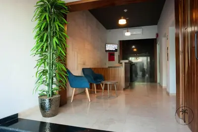 Plano de Spacious Apartment with Private Balcony & Ocean View - Brujas