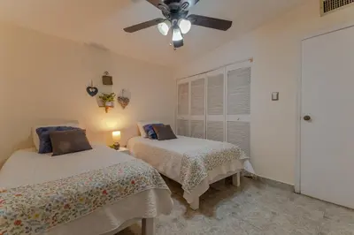 Cama o camas de una habitación en Casa Elefante hermosa y Centrica