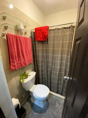 Un baño de Departamento Piso 1