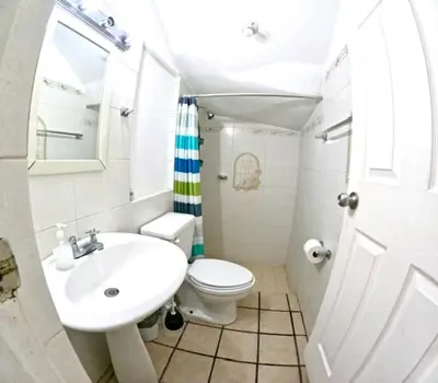 Un baño de Vista al mar y alberca privada en Sector Bahía