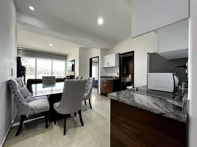 Una cocina o zona de cocina en Pacifika 2002, elegante depa con vista al lago!