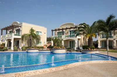 Piscina en o cerca de Diamond Bay