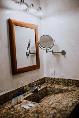 Un baño de Diamond Bay