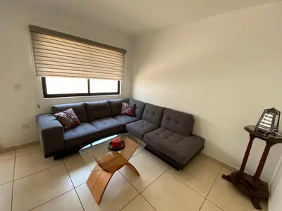 Zona de estar de Excelente Casa y Cómoda en Cerritos - Residencial Palmilla I