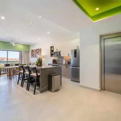 New Luxurious Oceanfront 2 Bedroom Condo with Stunning Views