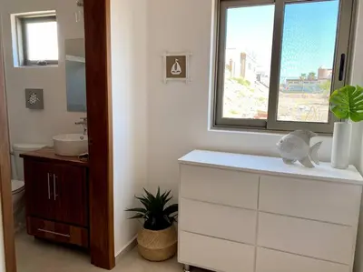 Un baño de CASA SAHUARO con alberca privada, Col El Mirador