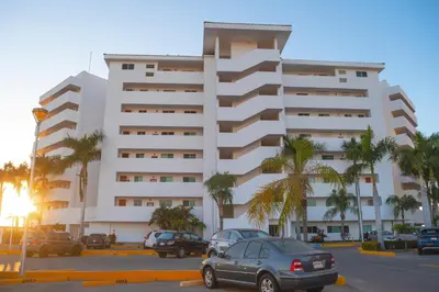 Edificio en el que se encuentra el apartamento