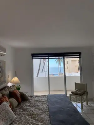 Cama o camas de una habitación en Marina del Sol Resort - beautiful 2 bdrm Sleeps 8 -Ocean front