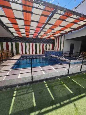 Piscina en o cerca de Departamento con buena ubicación