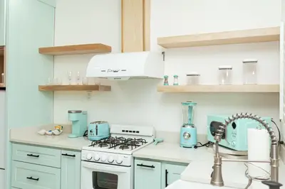Una cocina o zona de cocina en Luxury Lofts With Private Pool
