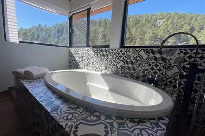 Un baño de Cabaña Alpina