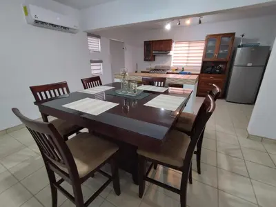 Una cocina o zona de cocina en Casa Cosmos 'Alberca Privada'