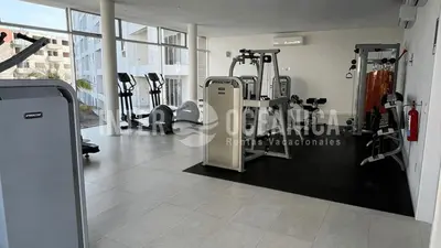 Gimnasio o instalaciones de fitness de Lujo en Crystal Lagoons: Paraíso para la familia.