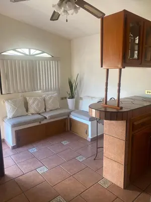 Zona de estar de Depa a unos minutos de consulado!