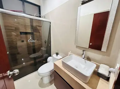 Un baño de Rio de la plata D203 lujoso super céntrico