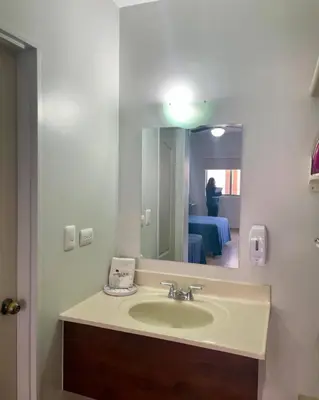 Un baño de Hotel las Palmas