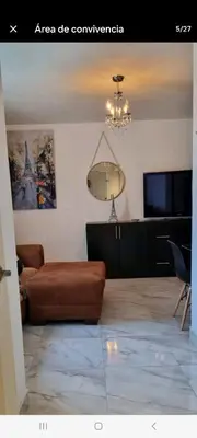 Zona de estar de Santa Clara Apt