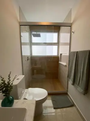 Un baño de Camino al Mar Apartment Gold with Amazing View of the Ocean, Beach and Swimming Pool, 3 Rooms