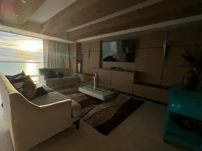Zona de estar de Departamento de Lujo Vista al mar Piso 15