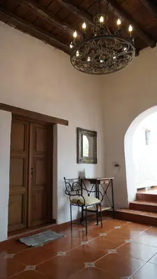 Zona de estar de Casa Orquídea con Alberca en Centro Histórico