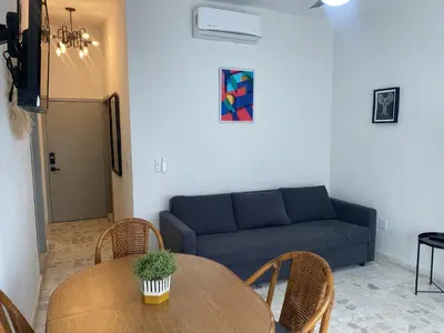 Zona de estar de Ecosuite 2, Near the beach and shared terrace.