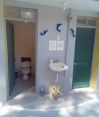Un baño de Hermosa Casa con Alberca 1 Habitación