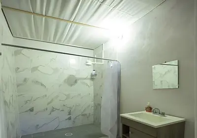 Un baño de Hermosa Casa con Alberca 1 Habitación