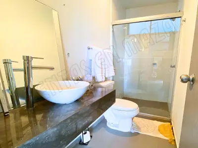 Un baño de Residencial Coto Mareta 7 Excelente Departamento con Alberca en Zona Exclusiva de Mazatlán