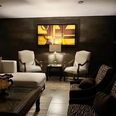 The Black Tree Hotel Boutique