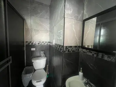 Un baño de GR20acd Elva
