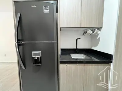 Una cocina o zona de cocina en New-Promo-2 Queen Beds-Near Beach-Poolside-Sleep 6