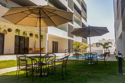 Piscina en o cerca de Marina Cerritos Loft Wave Pool and Amenities