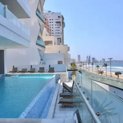 Altomare hermoso depa con vista al mar