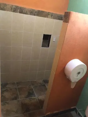Un baño de Hotel Destino EISA