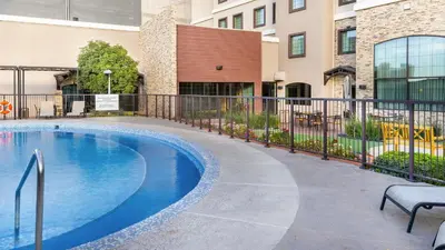 Piscina en o cerca de Staybridge Suites Chihuahua by IHG