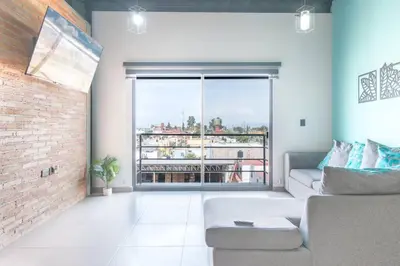 Zona de estar de Dpto Industrial y Ejecutivo en Excelente Ubicacion