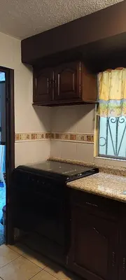 Una cocina o zona de cocina en Casa completa a minutos de la playa en auto
