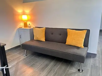 Zona de estar de Super Loft ubicadísimo cerca Visas Hospital