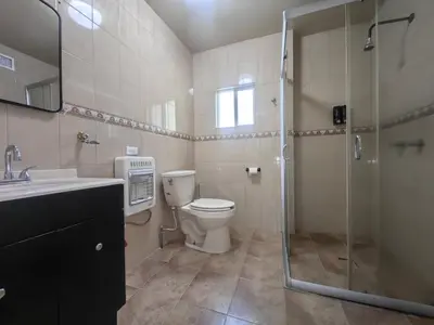 Un baño de Casa Rosa