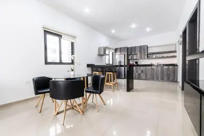 Una cocina o zona de cocina en Elegante depa en zona dorada
