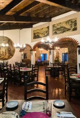 Un restaurante o sitio para comer en Parador del Alma