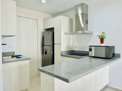 Una cocina o zona de cocina en cómodo con alberca cerca de la playa by G P S rentas