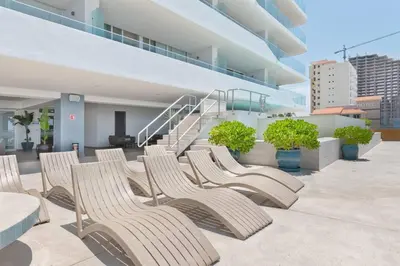 Un balcón o terraza de Hermoso Depa lujoso Cristal Bay Sobre el Malecon